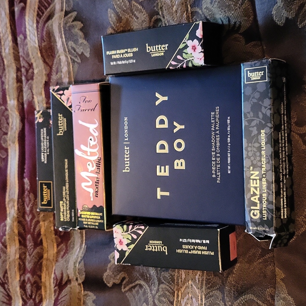 Butter london England  one two faced  10 items  makeup package dust cover